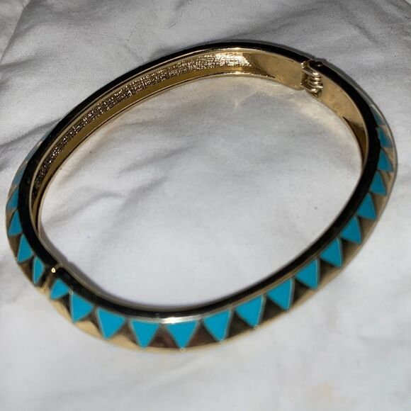 Turquoise & Gold Tone Hinged Bangle Bracelet - Picture 2 of 9